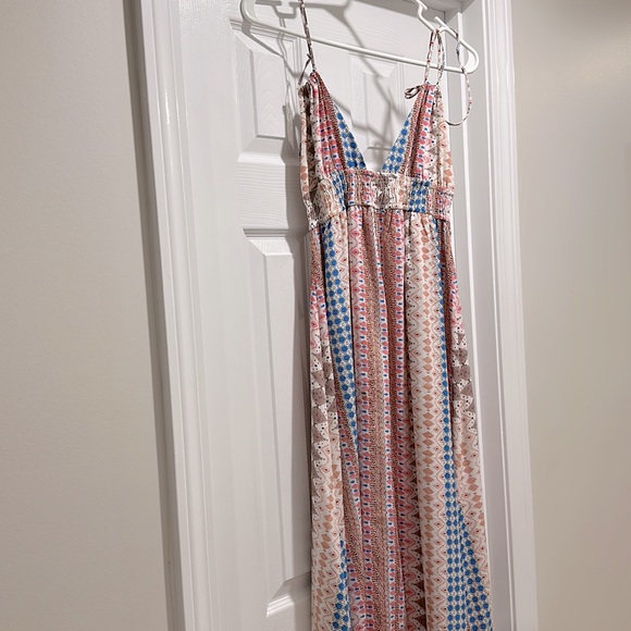 Lulu’s Maxin' Relaxin' Blue Multi Print Sleeveless Tie-Strap Maxi Dress - Picture 6 of 6